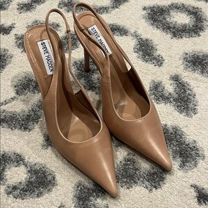 Steve Madden Tan Slingback Pointed-Toe Stiletto Heels